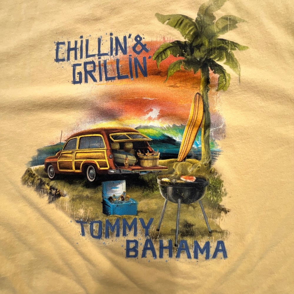 Tommy Bahama Yellow Graphic Tee & Copa Banana Hawaii Movie Tours Grey T-Shirt XL